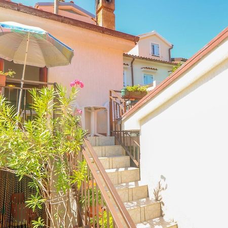 Apartment Marulic In Old Town Baška Eksteriør billede