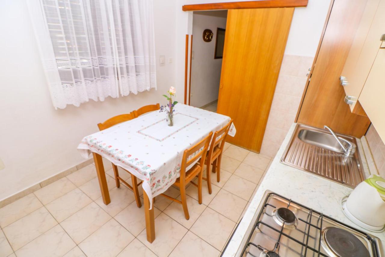 Apartment Marulic In Old Town Baška Eksteriør billede