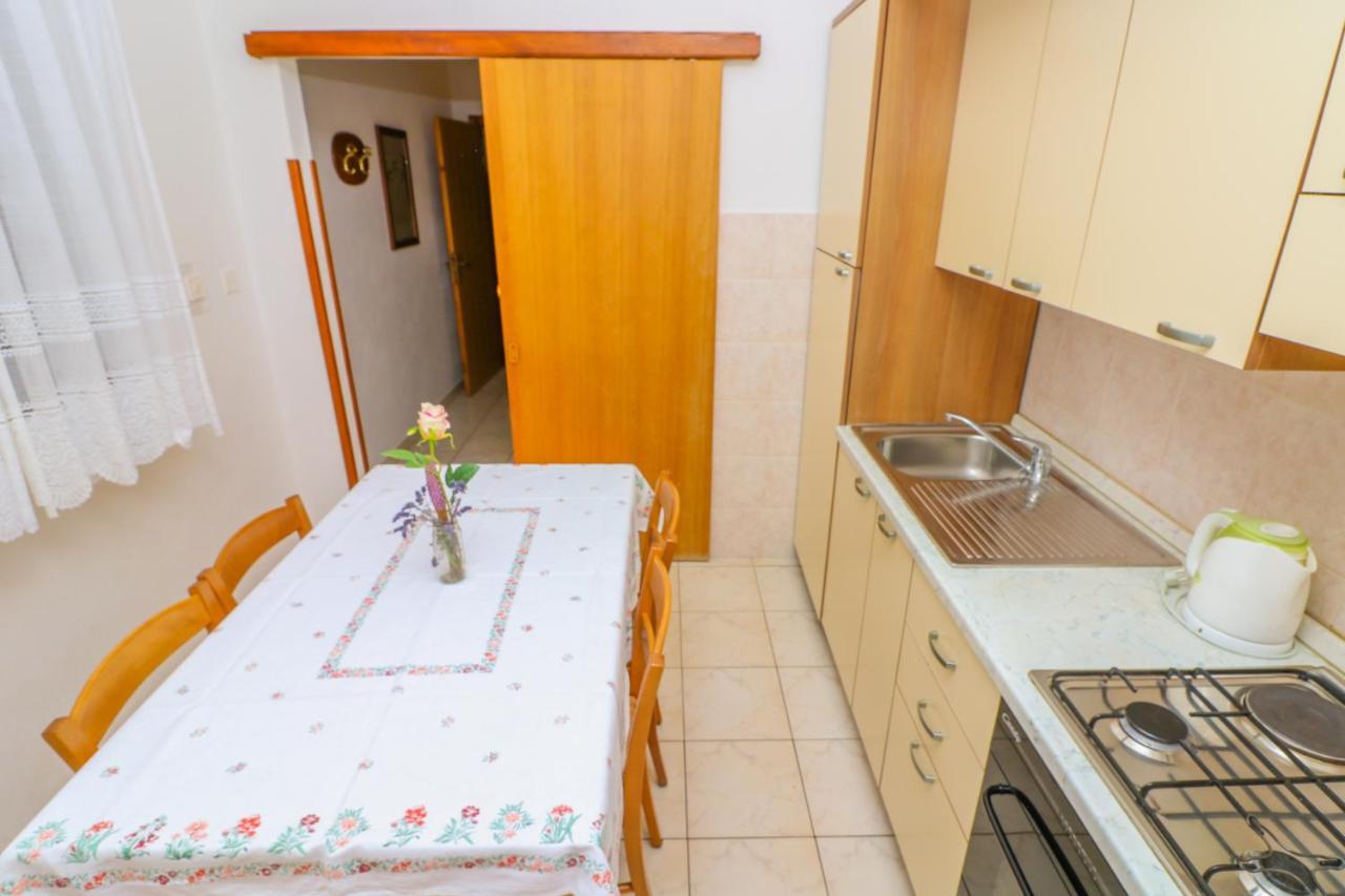 Apartment Marulic In Old Town Baška Eksteriør billede